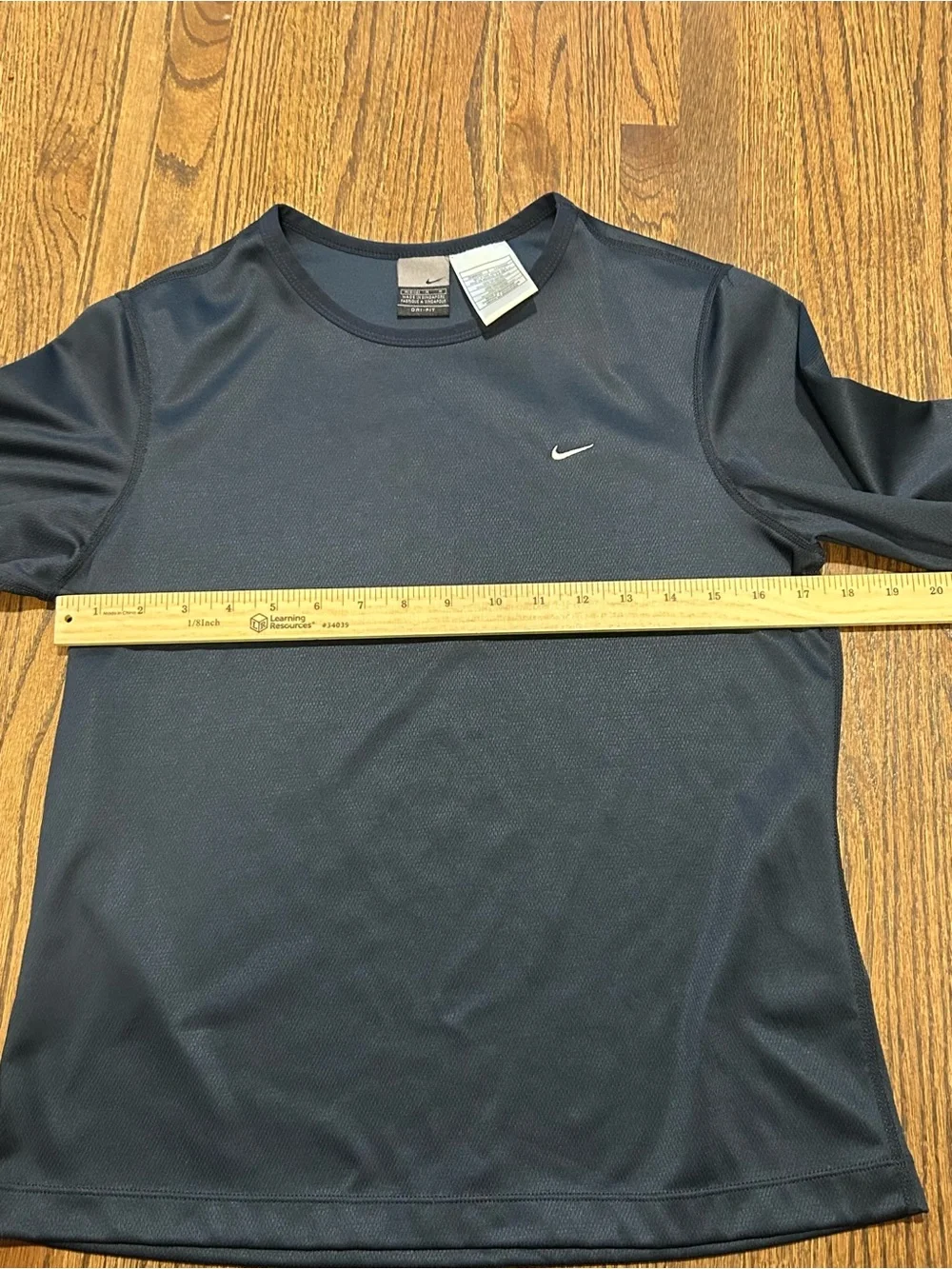 Nike Dri-FIT Long Sleeve Athletic Top Navy Blue Embroidered Swoosh Medium